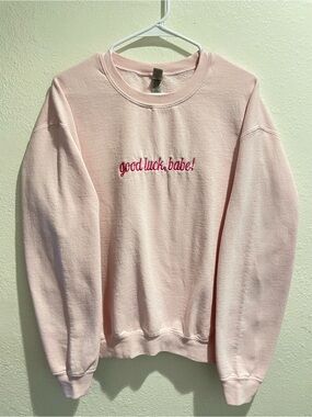 🎀Chappell Roan Good Luck Babe Embroidered Pink Sweatshirt M 🎀